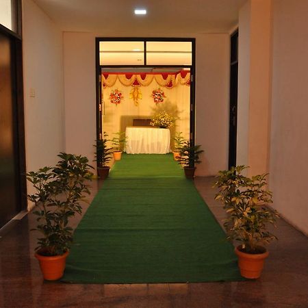 Hotel The Home Tiruppur Luaran gambar