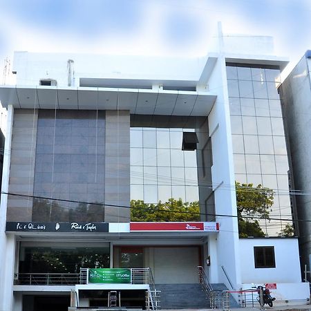Hotel The Home Tiruppur Bilik gambar