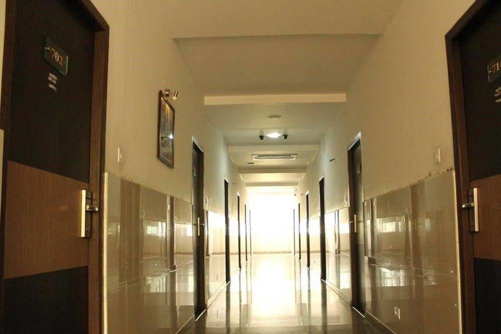 Hotel The Home Tiruppur Luaran gambar